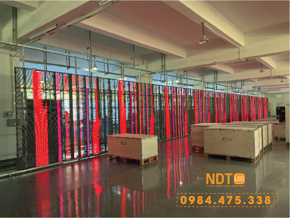 Màn hình led trong suốt
